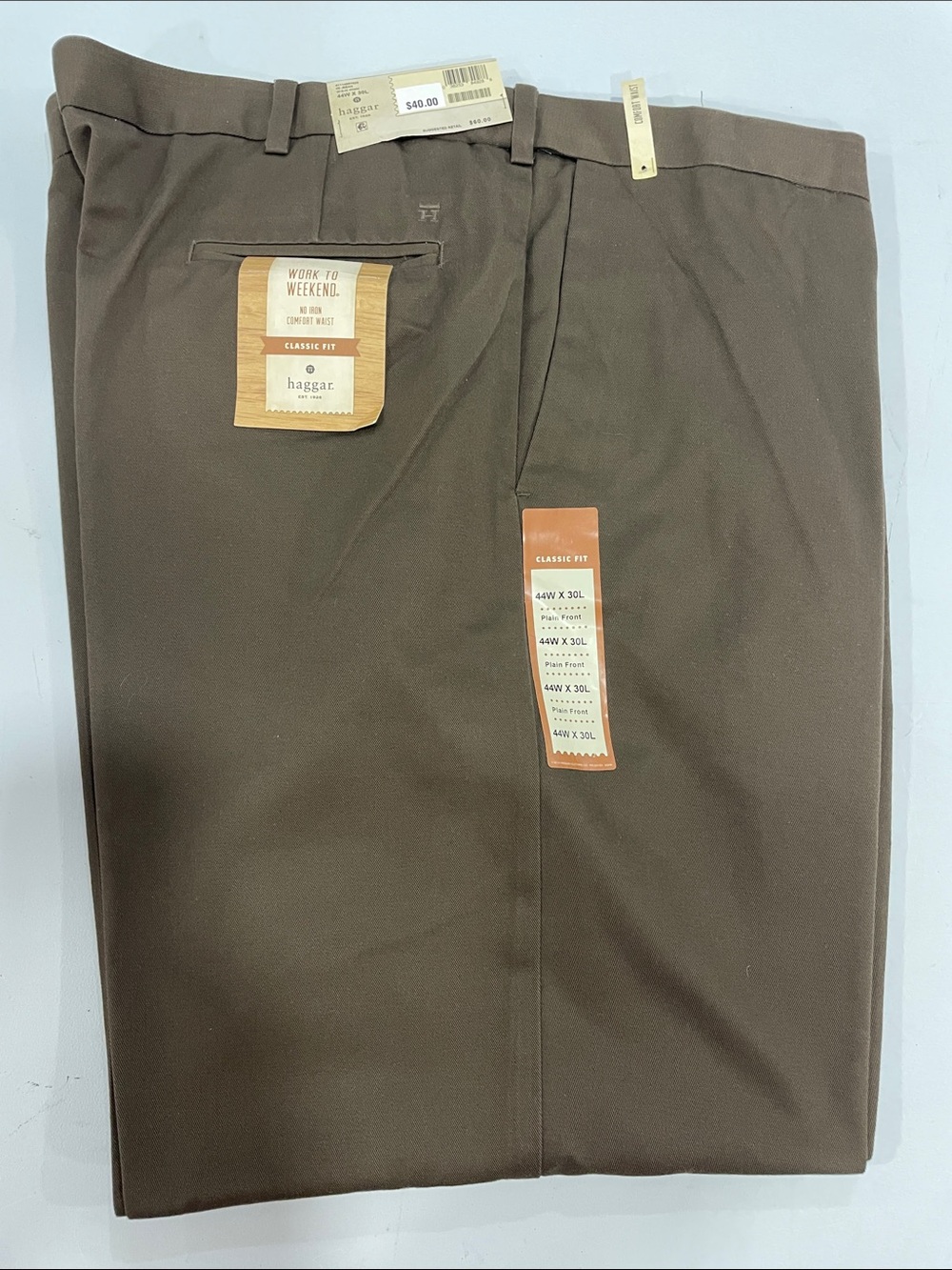 Men’s Haggar work to weekend classic fit plain front khaki pants 44x30 new brown